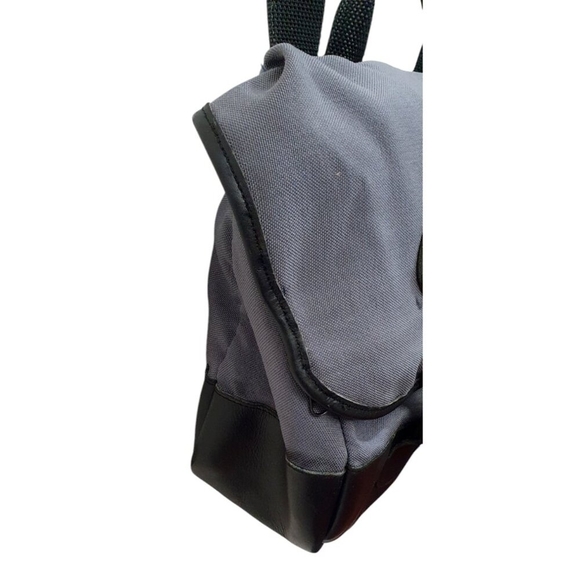 Vintage LL Bean Blue Leather Canvas Fishing Messenger Buckle Bag Leather Tag - Picture 11 of 16